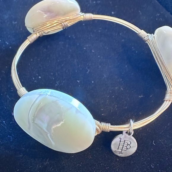 BOURBON & BOWETIES | The Kendy Bangle Bracelet - Picture 3 of 3